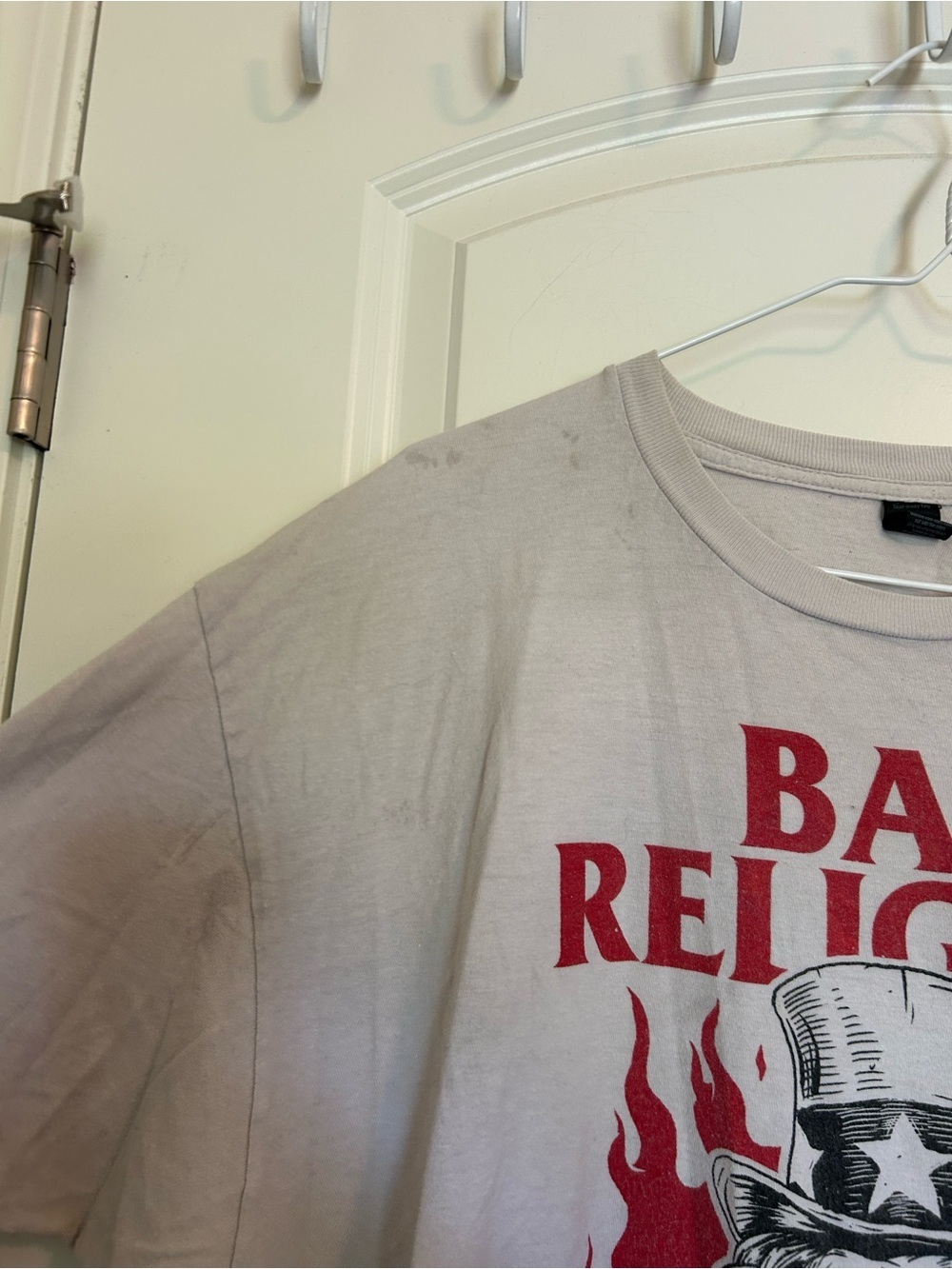 Off white Tee with Red Bad Religion Graphic - Picture 5 of 6